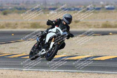 media/Mar-24-2025-Moto Forza (Mon) [[57ce5c5cff]]/3-Beginner Group/Session 2 (Turn 11)/